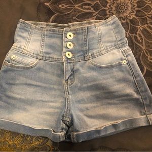Size 3 stretchy jeans shorts